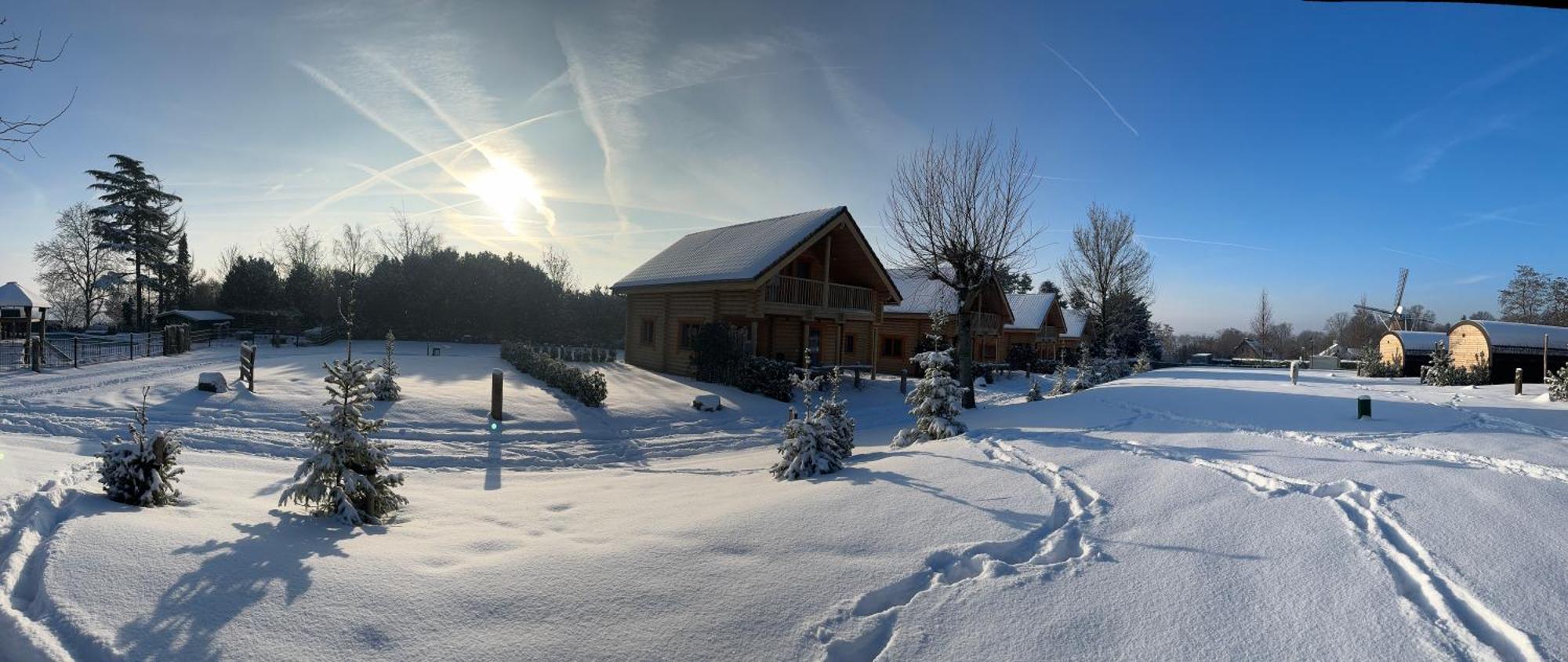 Boomstamhuis High Chaparral Oirsbeek Екстер'єр фото