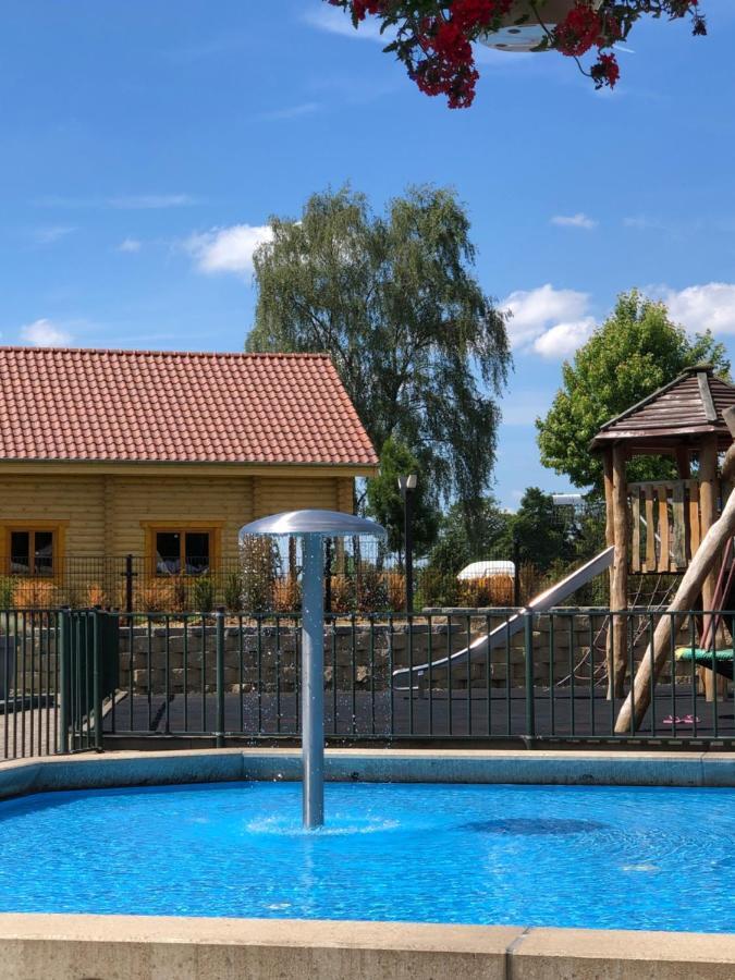 Boomstamhuis High Chaparral Oirsbeek Екстер'єр фото